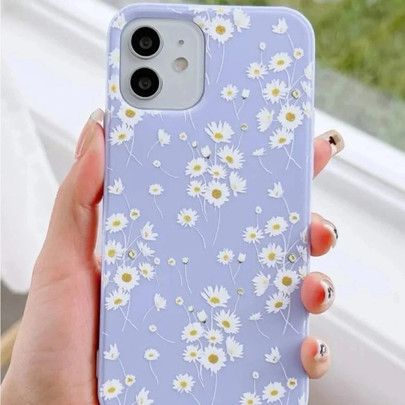 ⚠️Clearance iPhone 12/Pro/Pro Max Lilac Purple Daisy Phone Case - Picture 2 of 4